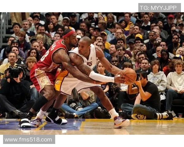 2019年NBA总决赛热火与湖人精彩对决回顾与分析